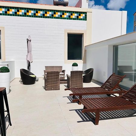 Foz Beach House - Rooftop & Sea View Фош-ду-Арелью Экстерьер фото