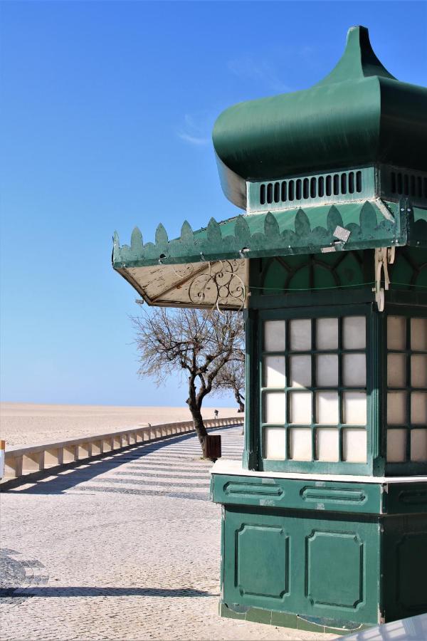 Foz Beach House - Rooftop & Sea View Фош-ду-Арелью Экстерьер фото